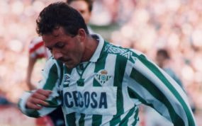 Wojciech Kowalczyk, en su etapa en el Betis.
