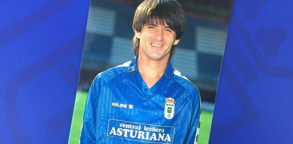 Lacatus, en su etapa como jugador del Oviedo.