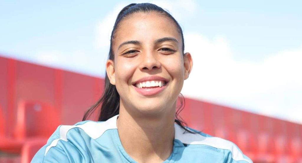 Lauren Leal, jugadora del Atlético de Madrid, durante su entrevista con Relevo en la Ciudad Deportivo Civitas de Alcalá de Henares.