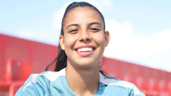 Lauren Leal, jugadora del Atlético de Madrid, durante su entrevista con Relevo en la Ciudad Deportivo Civitas de Alcalá de Henares.