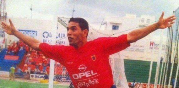 Maciot celebra con la UD Lanzarote