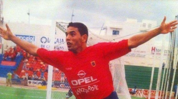 Maciot celebra con la UD Lanzarote