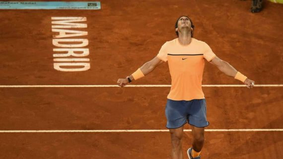 Nadal celebra un triunfo en la Caja Mágica en 2016.