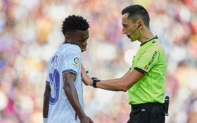 Vinicius y Sánchez Martínez, en un partido.