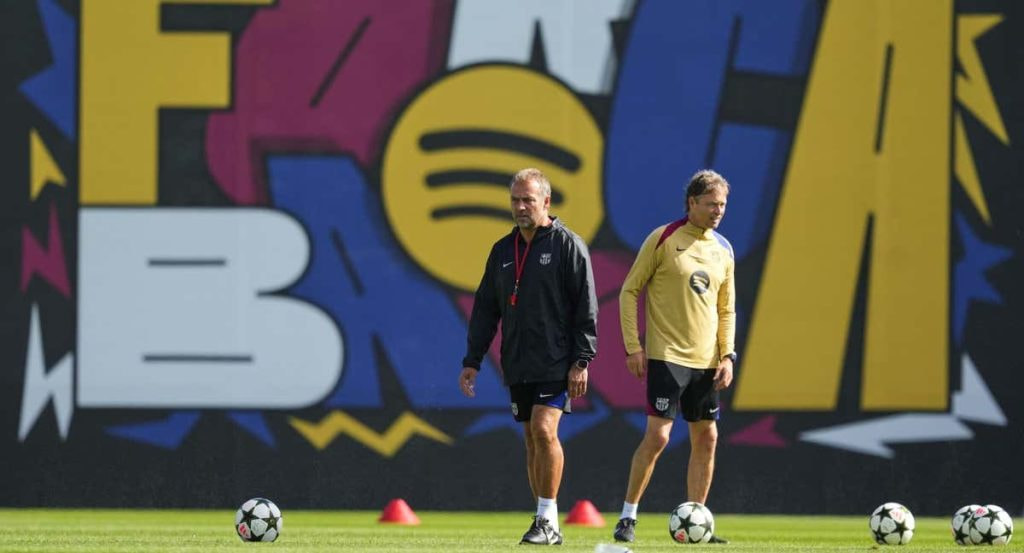 Marcus Sorg junto a Flick en un entrenamiento en la Ciudad Deportiva.