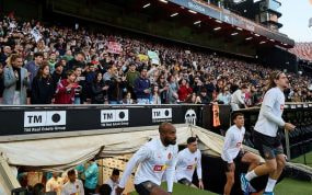 Afición del Valencia en Mestalla.