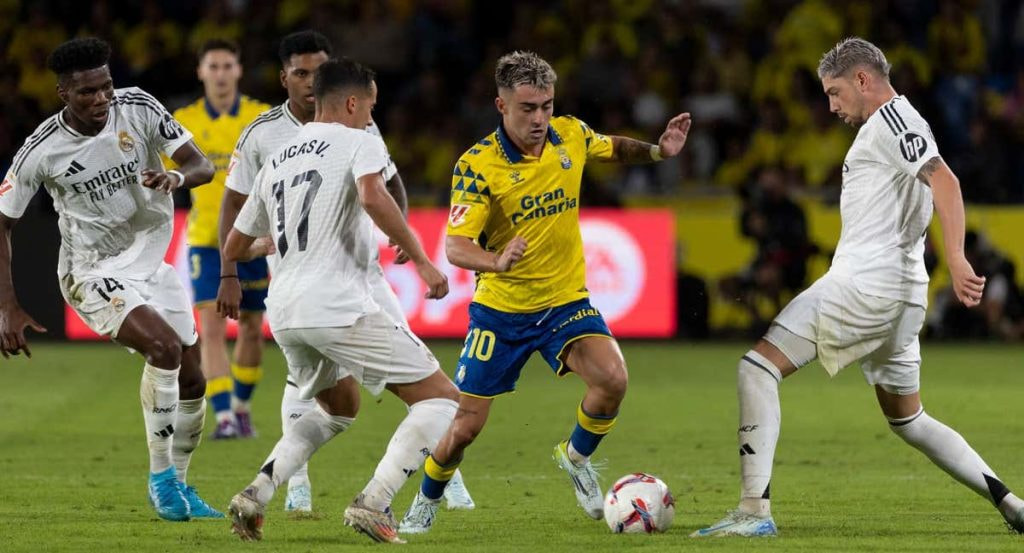 Alberto Moleiro, contra el Real Madrid
