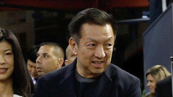 Peter Lim en Mestalla.