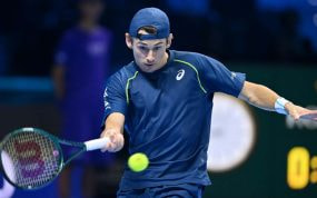 Álex de Miñaur durante un partido en las ATP Finals.