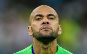 Dani Alves.