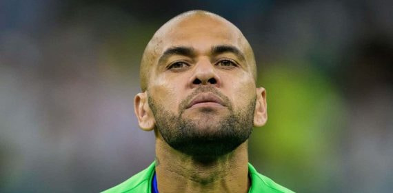 Dani Alves.