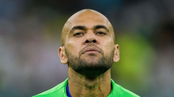 Dani Alves.