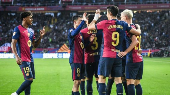 El Barça celebra uno de los goles que anotó contra el Espanyol.