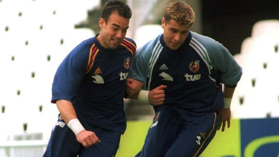 César Laínez (izquierda), junto a Dani Aranzubia.
