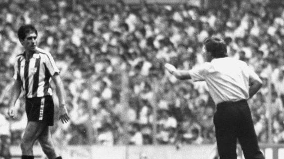 Sarabia y Clemente, durante un partido en San Mamés.