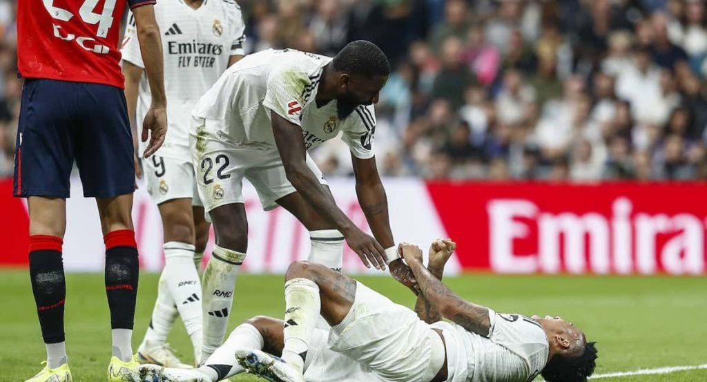 Militao, en el momento de su lesión contra Osasuna.