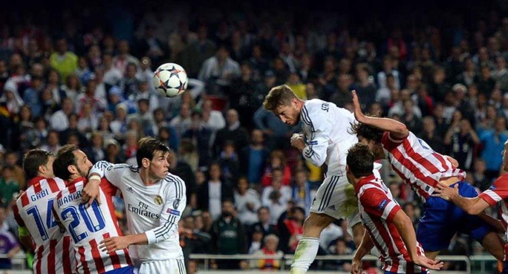 Sergio Ramos, marcando el gol de La Décima.