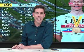 Adrián García Roca presentando 'La Montonera', en Eurosport.