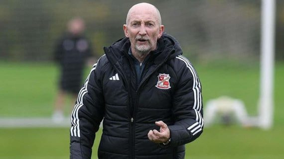 Ian Holloway durante un entrenamiento.