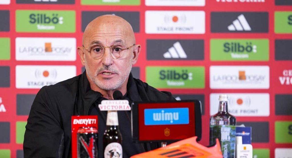Luis de la Fuente en rueda de prensa.