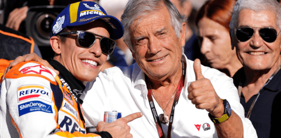 Giacomo Agostini con Marc Márquez.