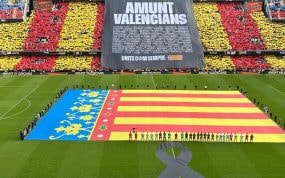 El minuto de silencio en Mestalla.