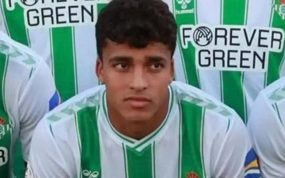 Omar Sayed Moawad, en un partido con el Betis.