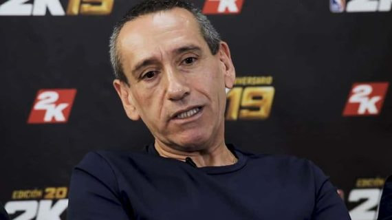 Sixto Miguel Serrano, en una presentación del NBA2K.