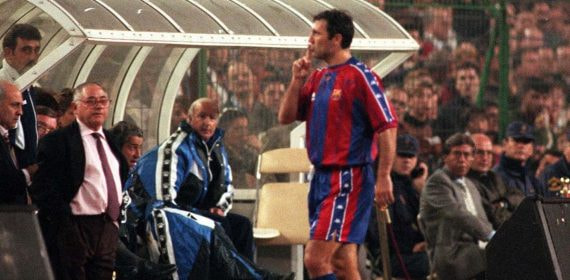 Hristo Stoichkov durante un partido en el Bernabéu.