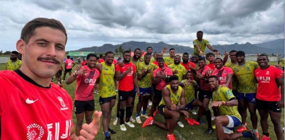 Tobías en la concentración de Fiyi 7s.