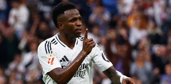 Vinicius Jr celebra un gol con el Real Madrid.