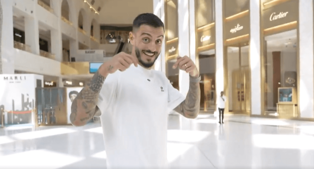 Imagen del tráiler del primer video de Joselu.