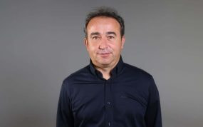 Armando de la Morena, durante su visita a Relevo.