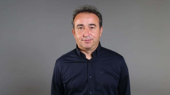 Armando de la Morena, durante su visita a Relevo.