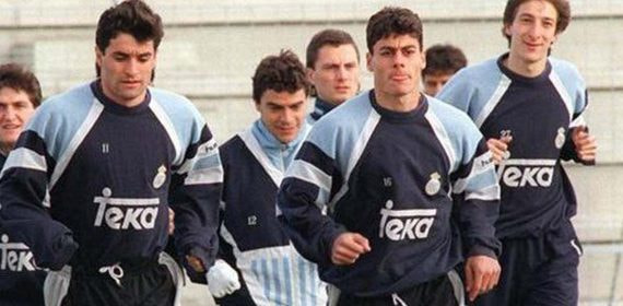 Dani García Lara, en el centro de la imagen, en un entrenamiento con el primer equipo del Real Madrid.