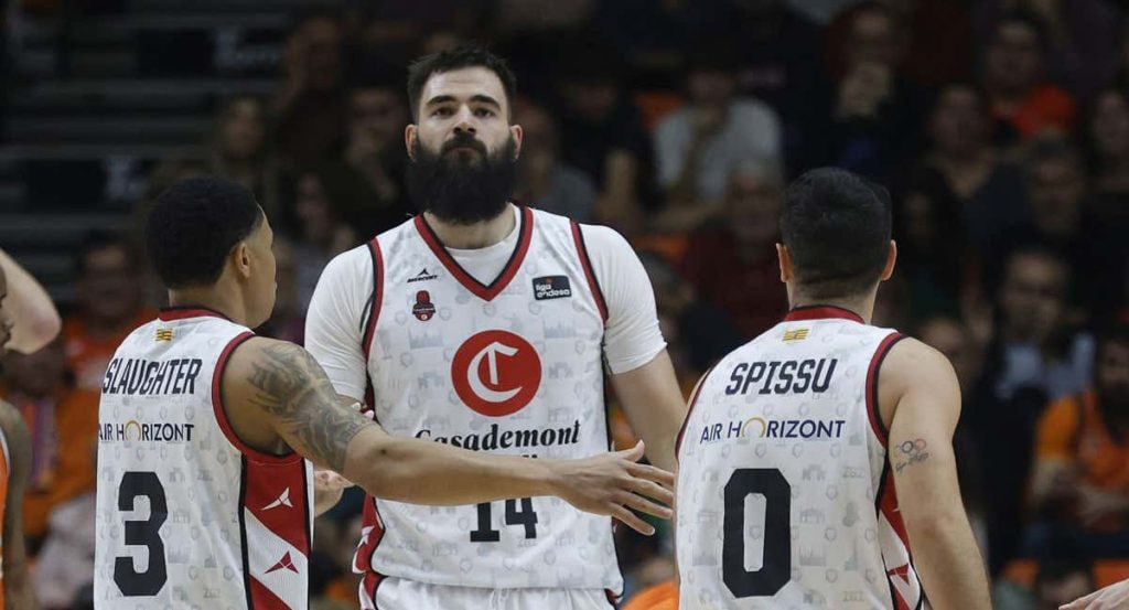 Bojan Dubljevic en un partido con el Casademont Zaragoza.