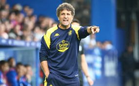 Imanol Idiakez realiza una indicación como entrenador del Depor.