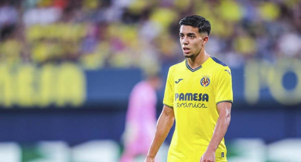 Ilias Akhomach en un partido.
