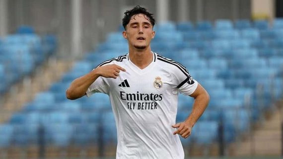 Jesús Fortea celebra un gol con el Real Madrid.