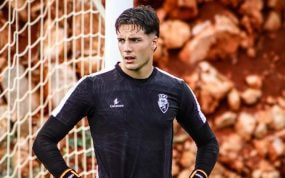 Lucas Cañizares, entrenando con Farense.