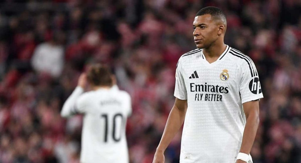 Kylian Mbappé, durante el Athletic - Real Madrid.