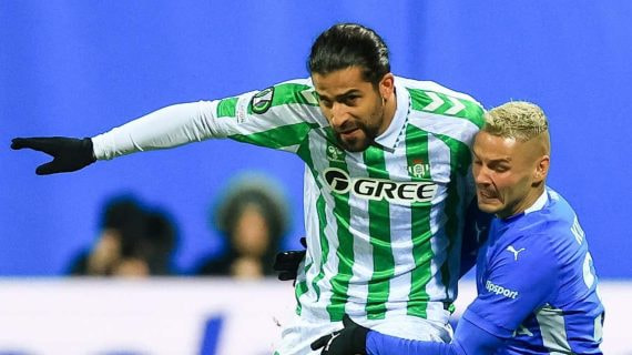 Ricardo Rodríguez durante un partido con el Betis.