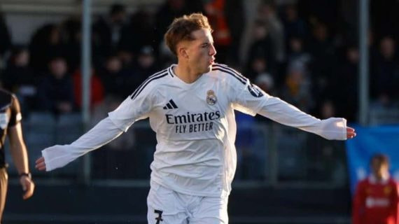 Daniel Yáñez celebra el gol contra el Liverpool en la Youth League.