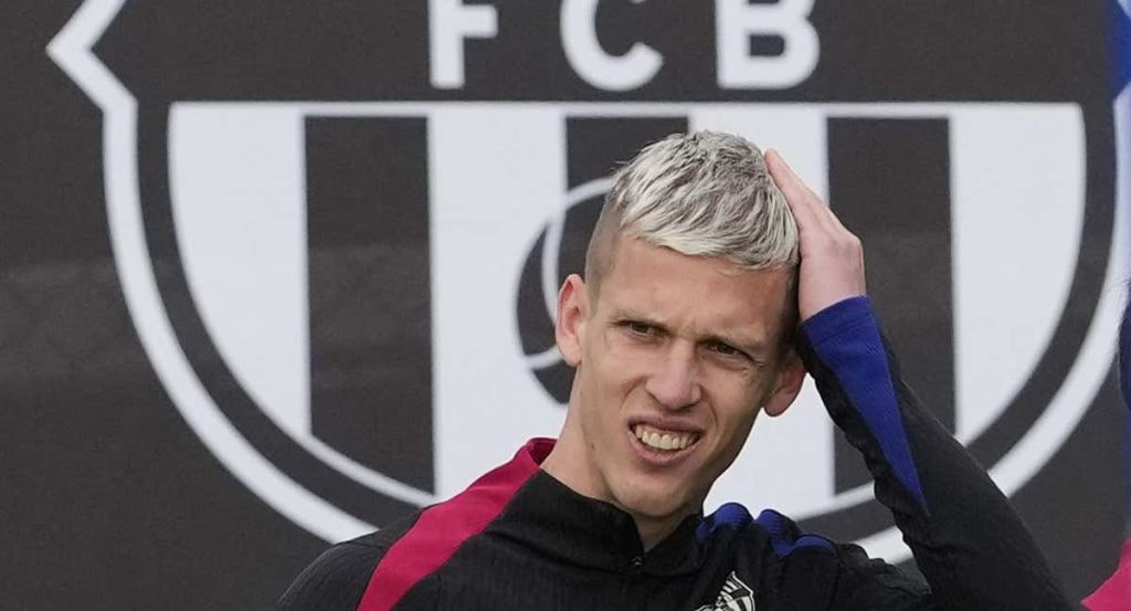 Dani Olmo, durante un entrenamiento con el FC Barcelona.