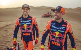 Kevin y Luciano Benavides, en el desierto.