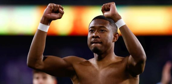 Alaba celebra la victoria en Valladolid.