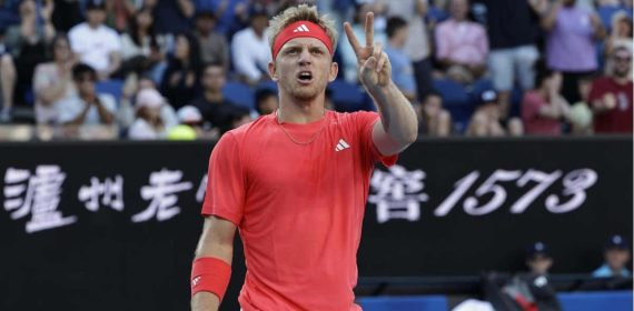 Alejandro Davidovich Fokina durante su participación en el Open de Australia 2025.