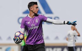 Álex Craninx, durante un entrenamiento con el Real Madrid.