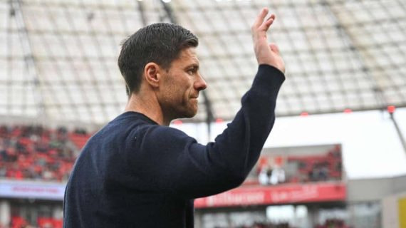 Xabi Alonso, en un partido con el Bayer Leverkusen.