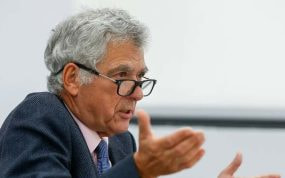 Ángel María Villar durante una comparecencia.